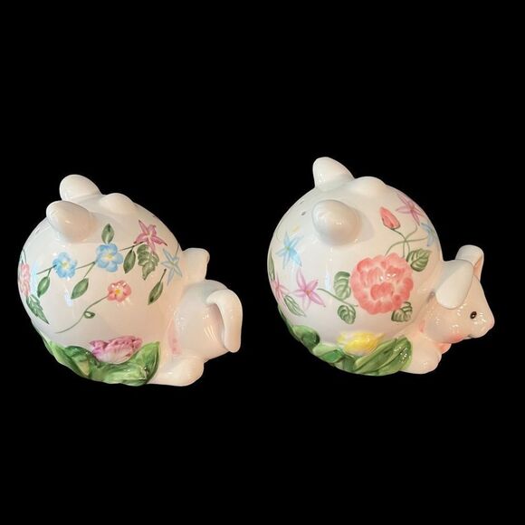 Bunny/Rabbit Salt & Pepper Shakers Healtfelt  Kitchen Creations - Picture 4 of 8